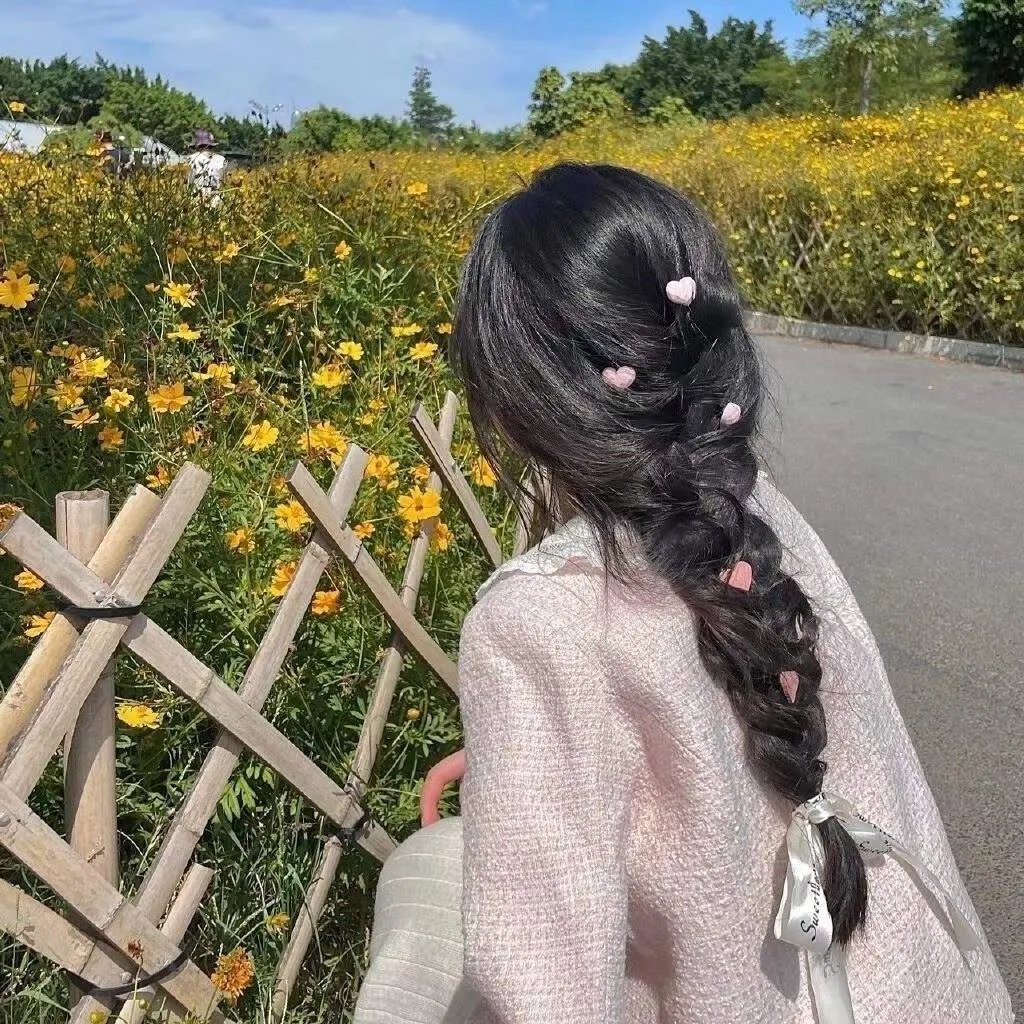 他是龙